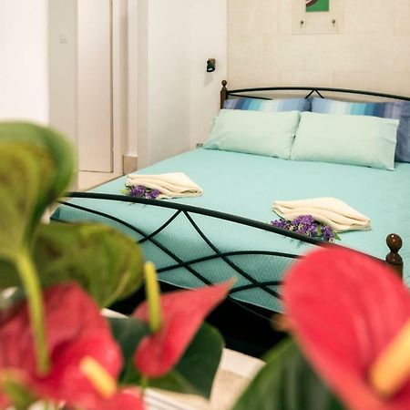 Ibis Your Cosy Oasis With Private Parking And Patio Split Bagian luar foto