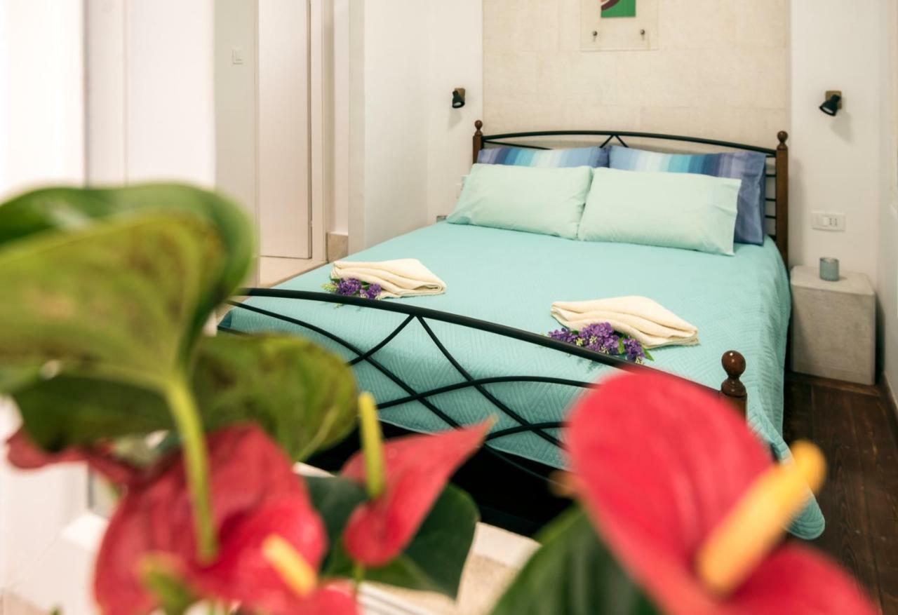 Ibis Your Cosy Oasis With Private Parking And Patio Split Bagian luar foto